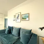 Blue Jay's Nest — Ac & Stylish Terrace * Braşov