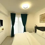 Blue Jay's Nest — Ac & Stylish Terrace * Braşov