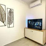 Blue Jay's Nest — Ac & Stylish Terrace Braşov