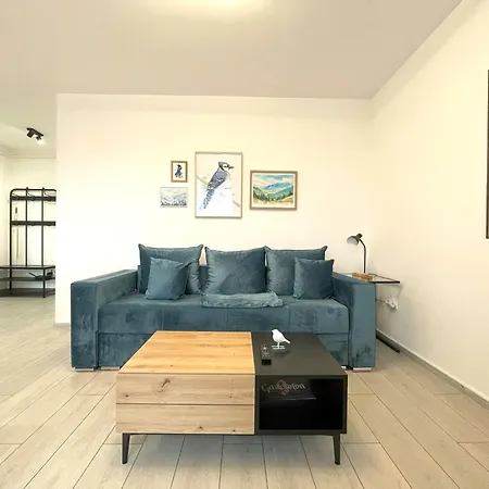 Blue Jay's Nest With Ac And Stylish Terrace