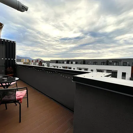 Blue Jay's Nest With Ac And Stylish Terrace *