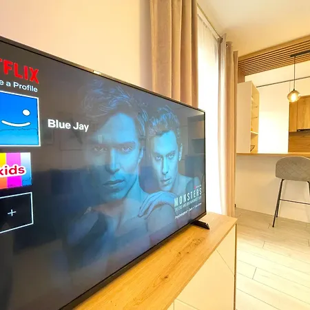 Blue Jay's Nest — Ac & Stylish Terrace *