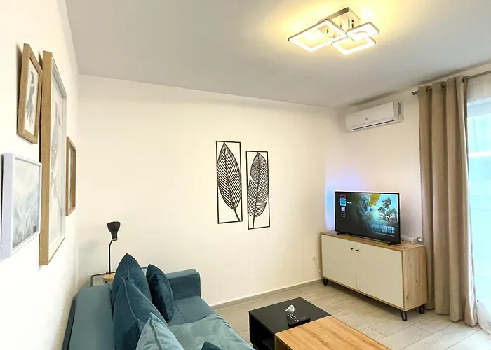 Blue Jay's Nest — Ac & Stylish Terrace 公寓